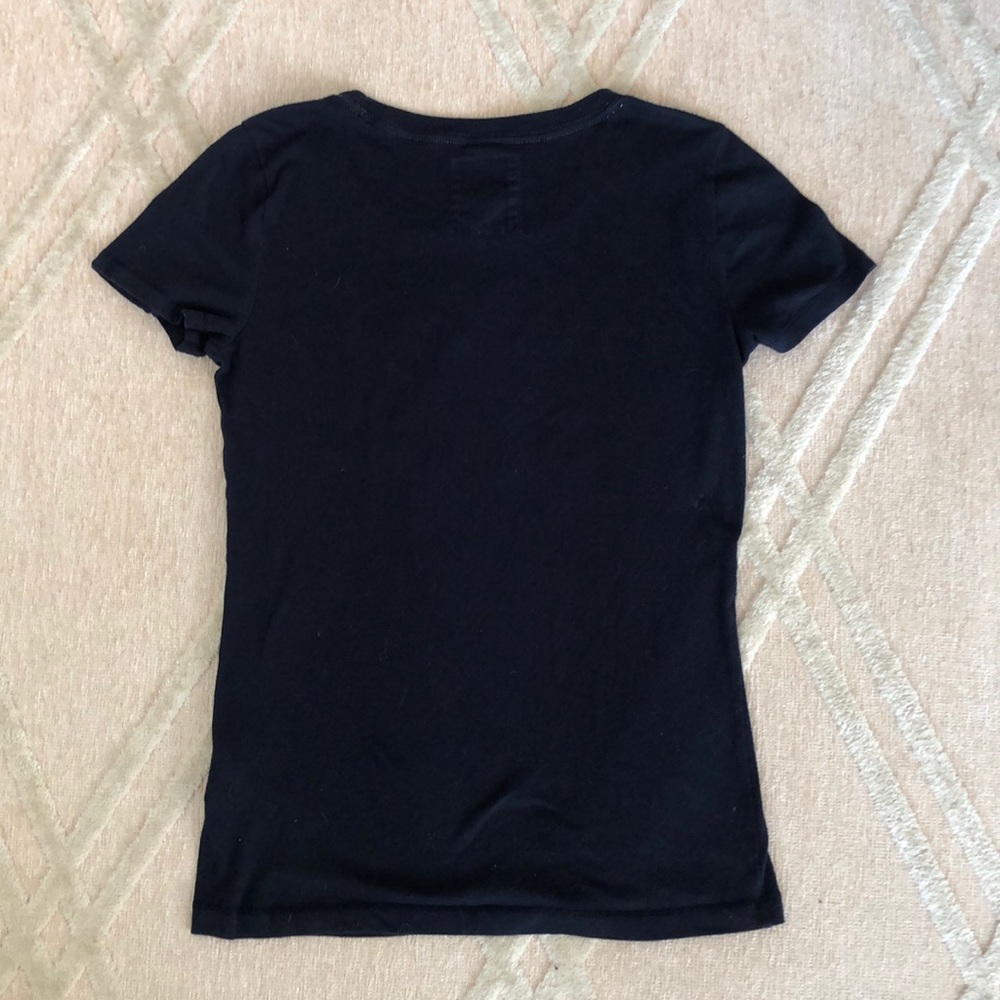 Hollister California Short Sleeve T - Picture 3 of 3